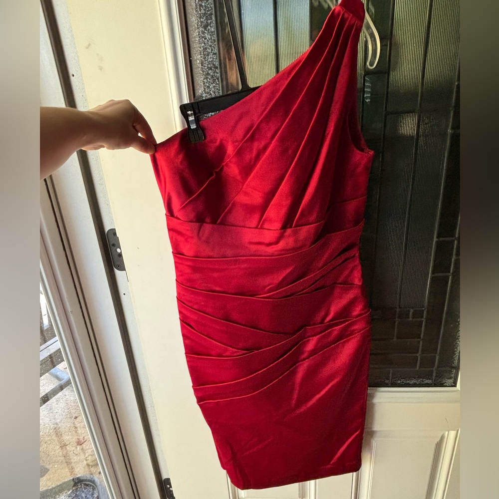 David's Bridal Vibrant Red Gown
